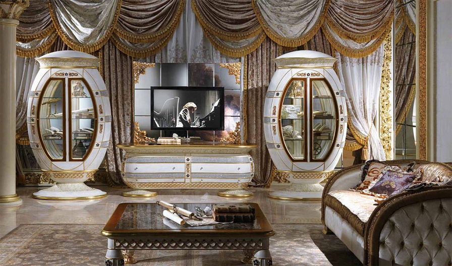    Luxury  Cappelletti