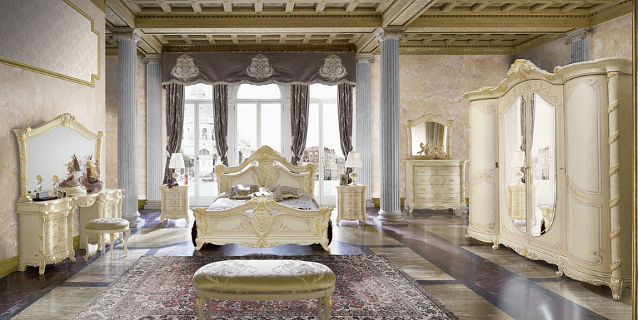 Итальянская спальня Madame Royale фабрики Mobil Piu