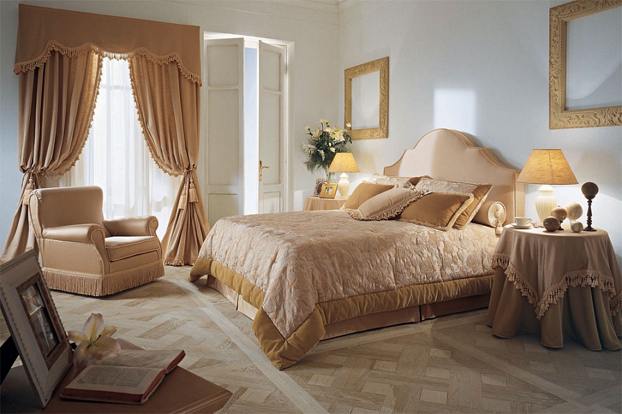Итальянские спальни Classic фабрики Halley
