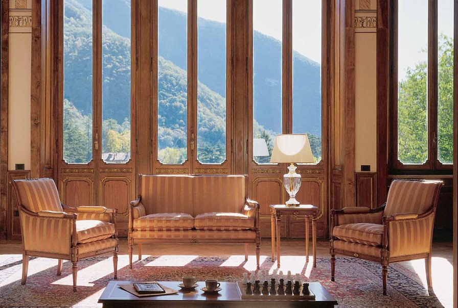 Итальянская мягкая мебель Classic lo style фабрики Zanaboni
