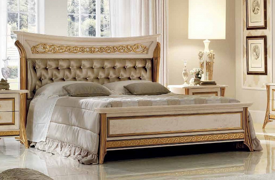 Итальянская кровать 160 с мягкой спинкой Melodia фабрики Arredo Classic